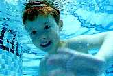 Desinfektion von Schwimmbadwasser durch Ozon